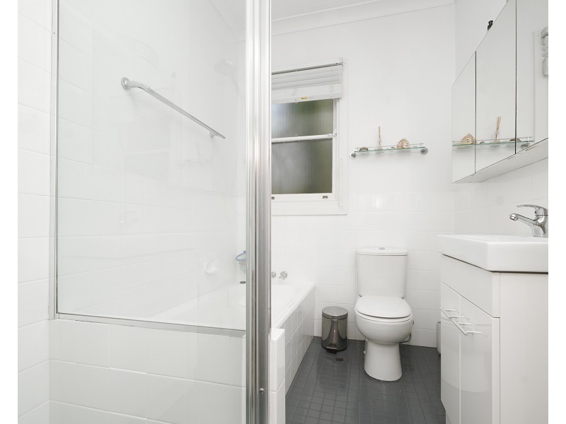 19 Lookout Road, New Lambton Heights NSW 2305