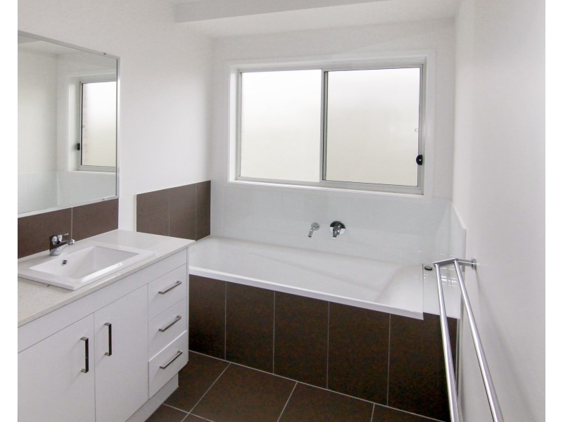 19 Ellerton Street, North Rothbury NSW 2335