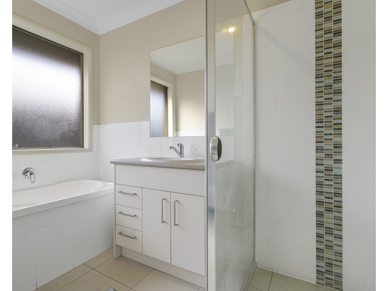 73 Seaside Boulevard, Fern Bay NSW 2295