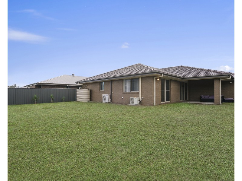 73 Seaside Boulevard, Fern Bay NSW 2295