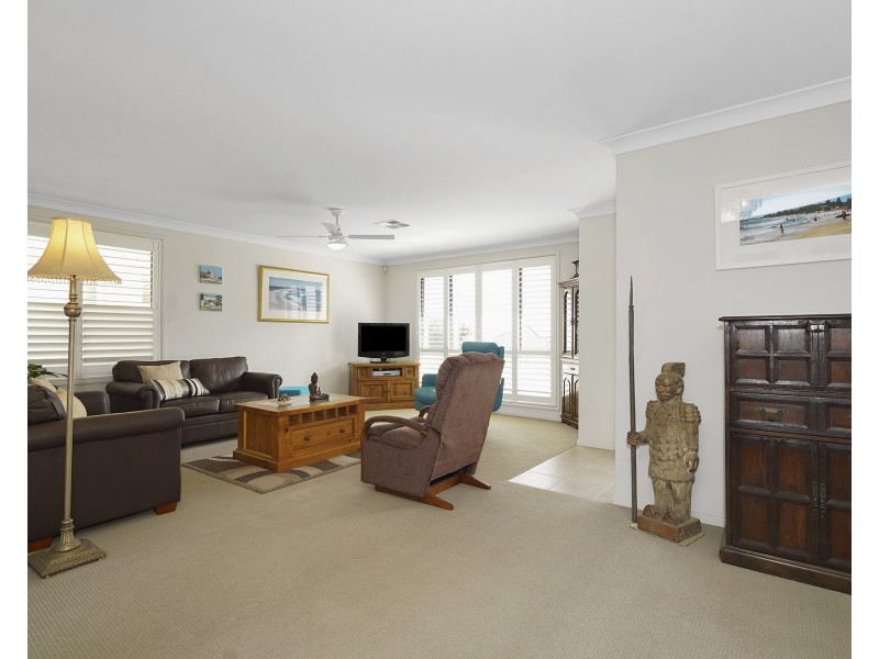 16 Whipbird Street, Maryland NSW 2287