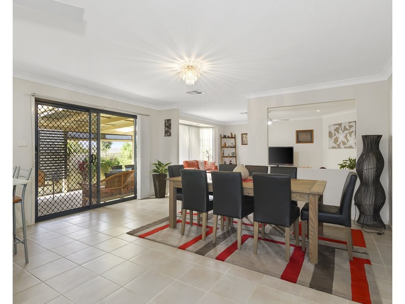 16 Whipbird Street, Maryland NSW 2287