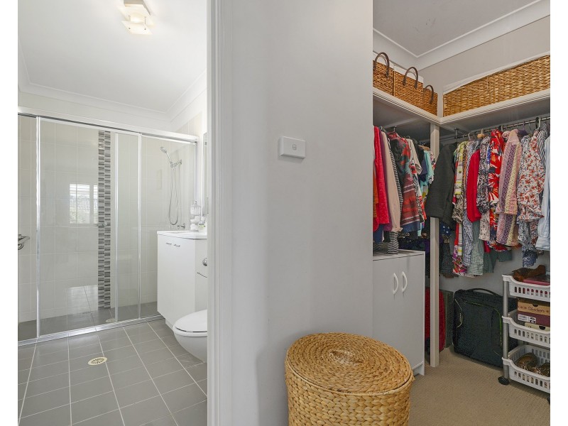 16 Whipbird Street, Maryland NSW 2287