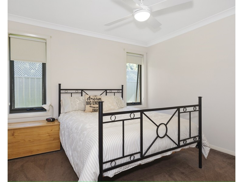 10 Oimara Street, Fern Bay NSW 2295