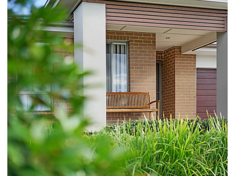 16 Gazelle Crescent, Fletcher NSW 2287