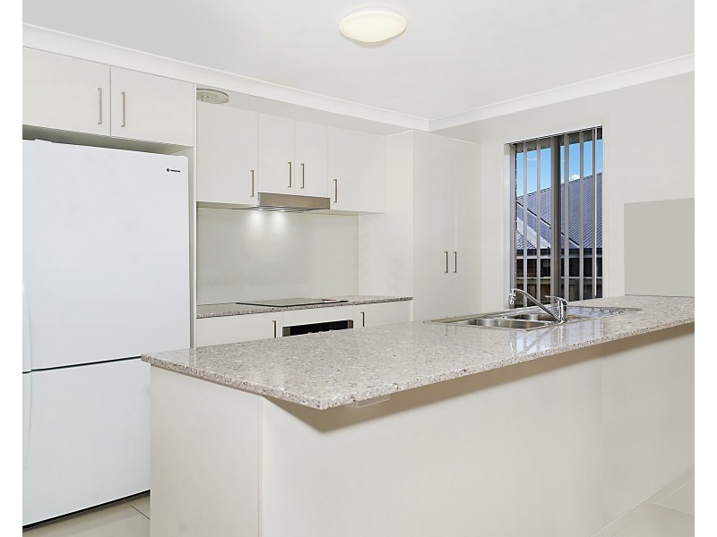 16 Gazelle Crescent, Fletcher NSW 2287