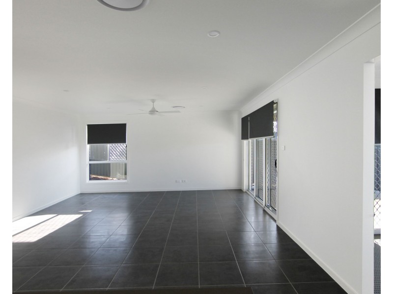 63 Portland Drive, Cameron Park NSW 2285