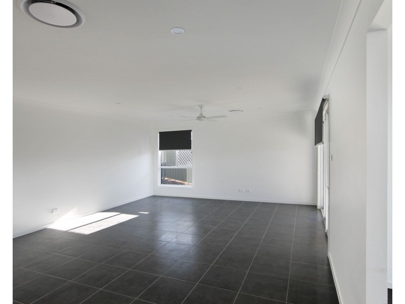 63 Portland Drive, Cameron Park NSW 2285