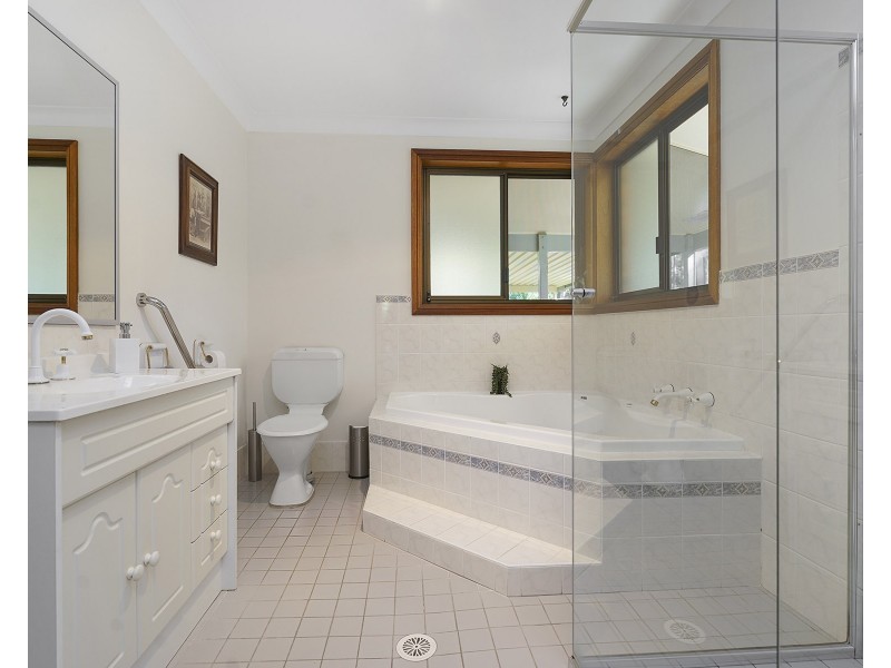 17 Overland Avenue, Medowie NSW 2318