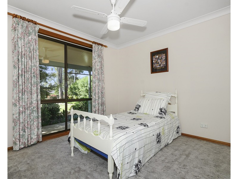 17 Overland Avenue, Medowie NSW 2318