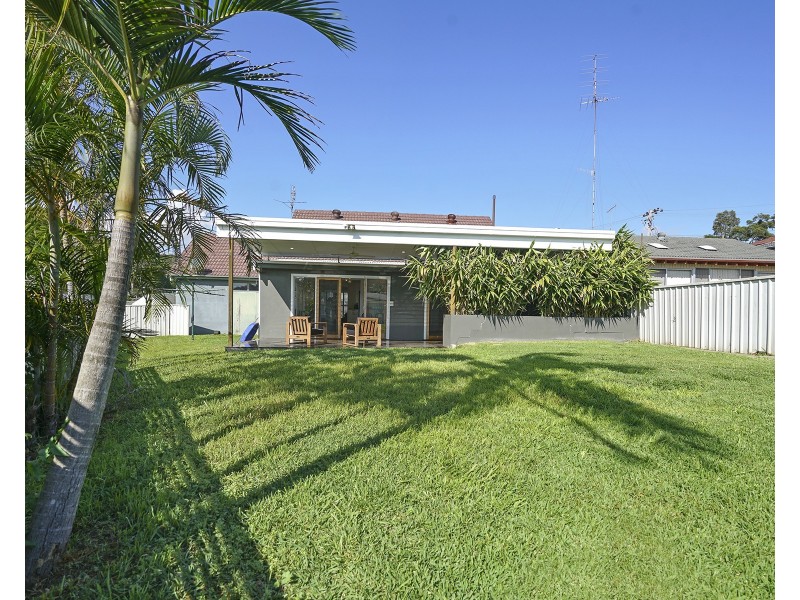 1 Sacramento Avenue, Macquarie Hills NSW 2285