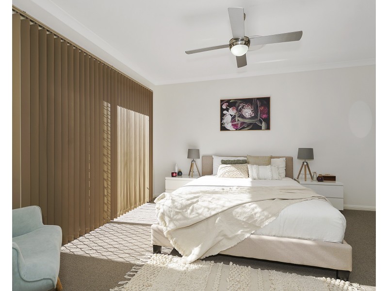 12 Warburton Close, Macquarie Hills NSW 2285