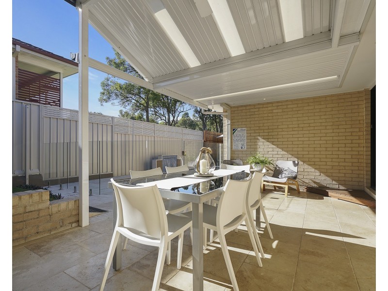 12 Warburton Close, Macquarie Hills NSW 2285