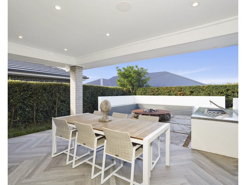 56 Seaside Boulevard, Fern Bay NSW 2295
