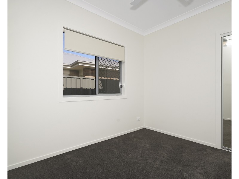 16 Apple Street, Fern Bay NSW 2295