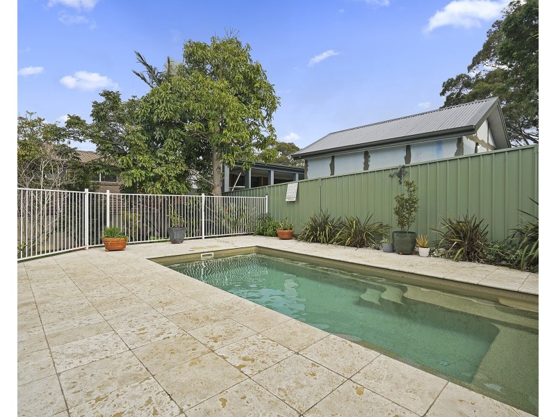 2 Clarence Road, Waratah NSW 2298