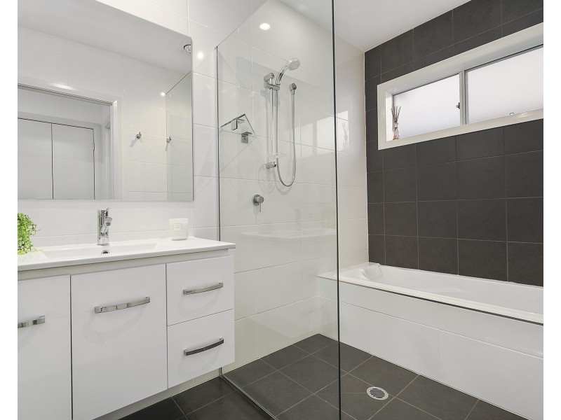 7/23 Lilian Street, Glendale NSW 2285