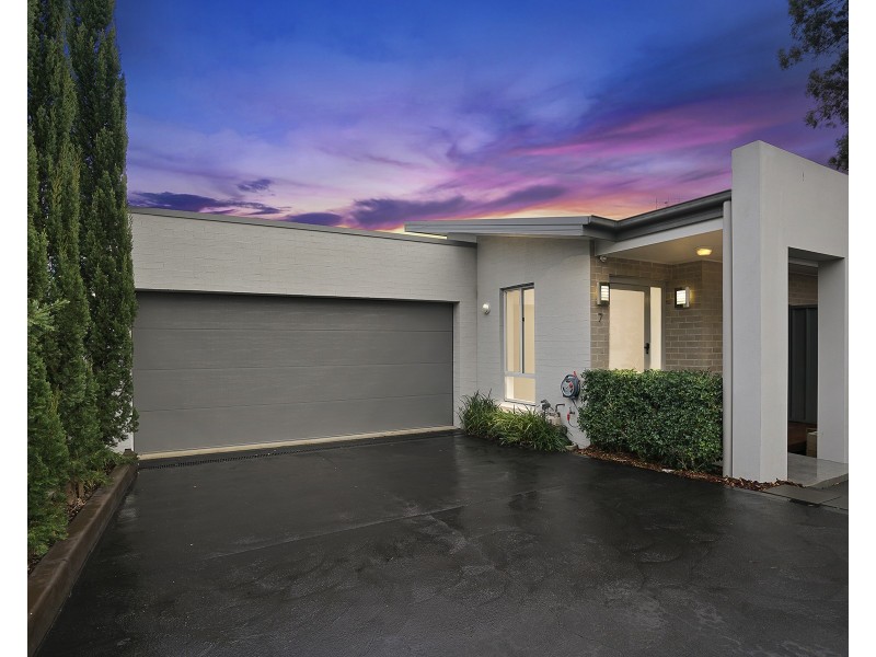 7/23 Lilian Street, Glendale NSW 2285