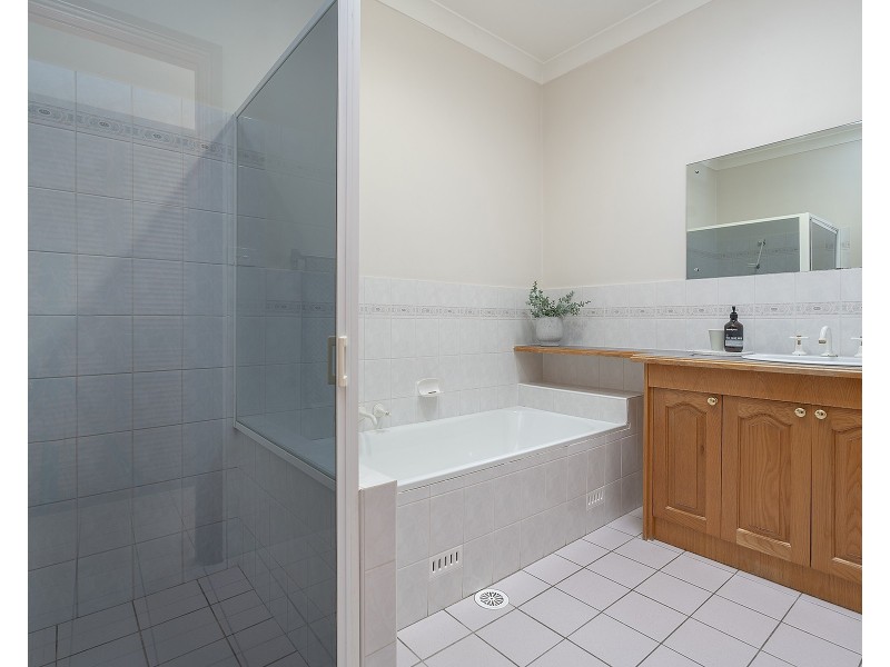 2/68 Lambton Road, Waratah NSW 2298