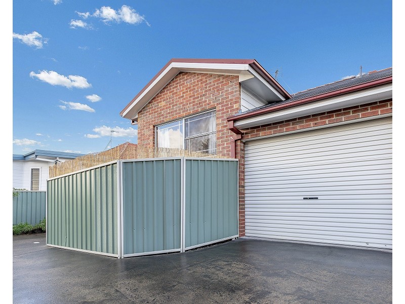 2/68 Lambton Road, Waratah NSW 2298