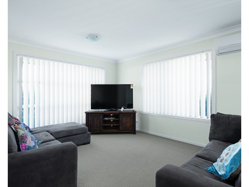 8 Mitti Street, Fletcher NSW 2287