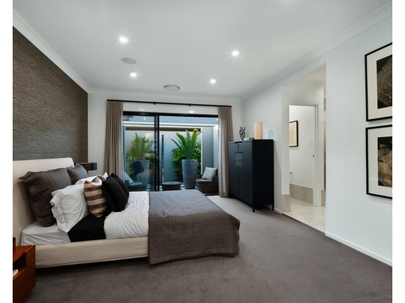 54 Seaside Boulevard, Fern Bay NSW 2295