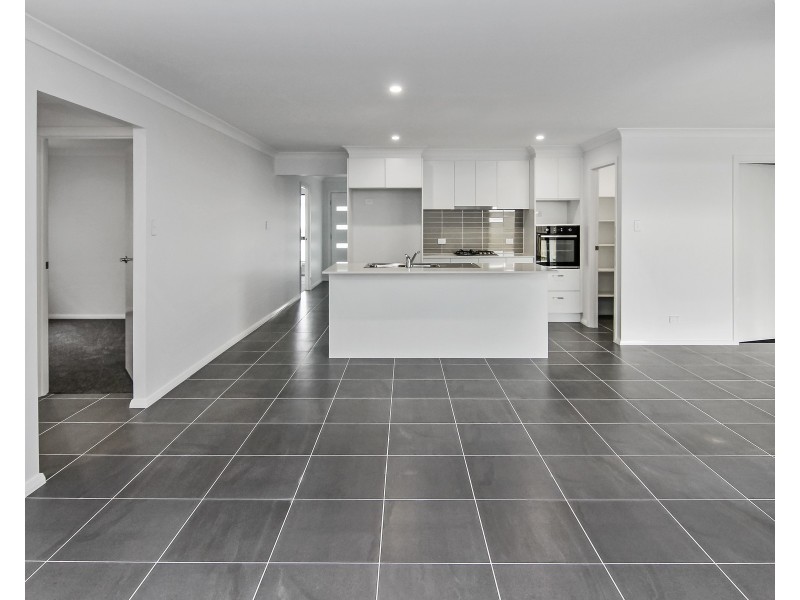 11 Guthrie Street, Thornton NSW 2322