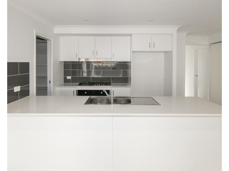 11 Lancaster Street, Thornton NSW 2322