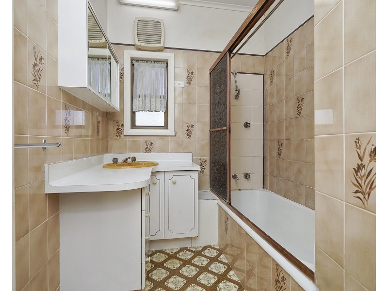 10 Crest Road, Wallsend NSW 2287