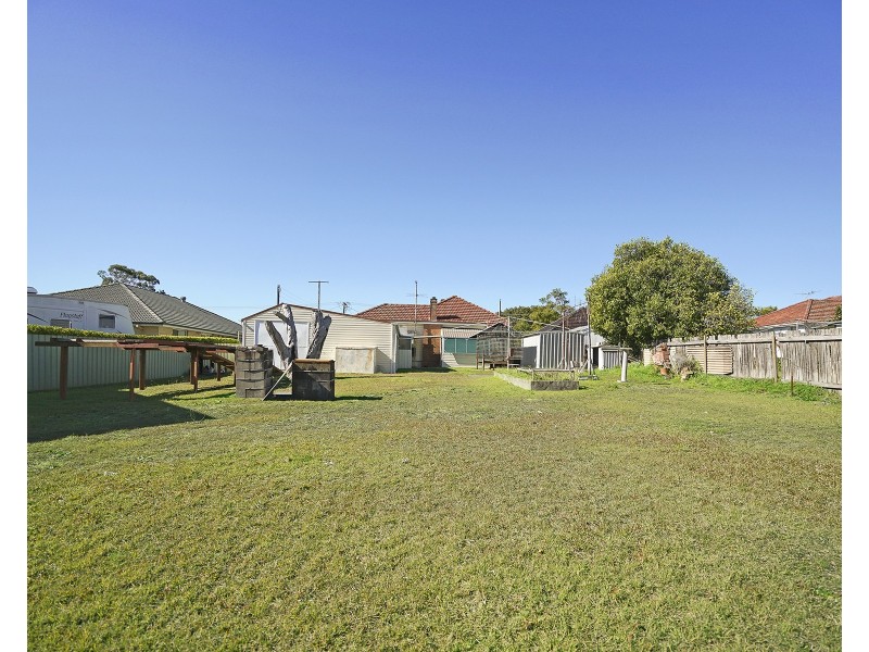 10 Crest Road, Wallsend NSW 2287