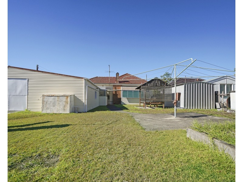 10 Crest Road, Wallsend NSW 2287