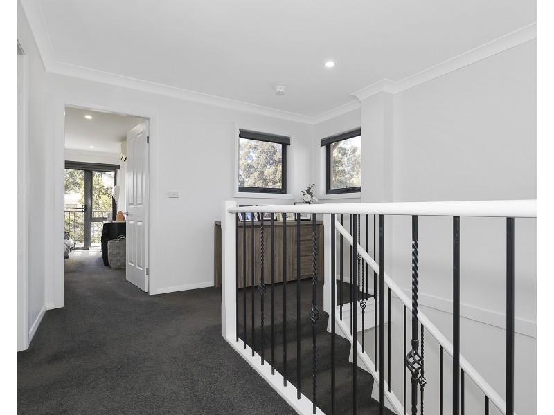 28 Kestrel Circuit, Shortland NSW 2307