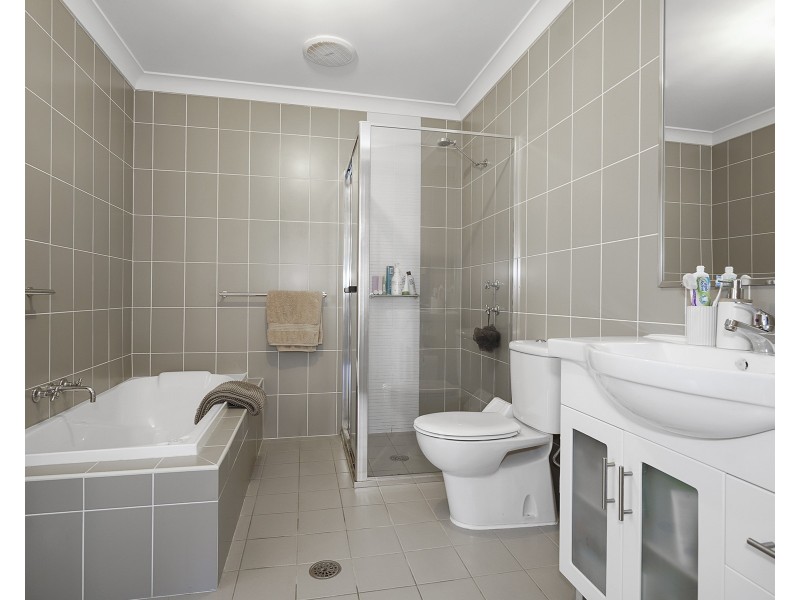 28 Kestrel Circuit, Shortland NSW 2307