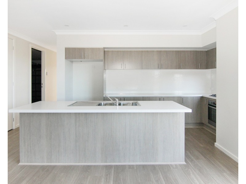 17 Lancaster Street, Thornton NSW 2322