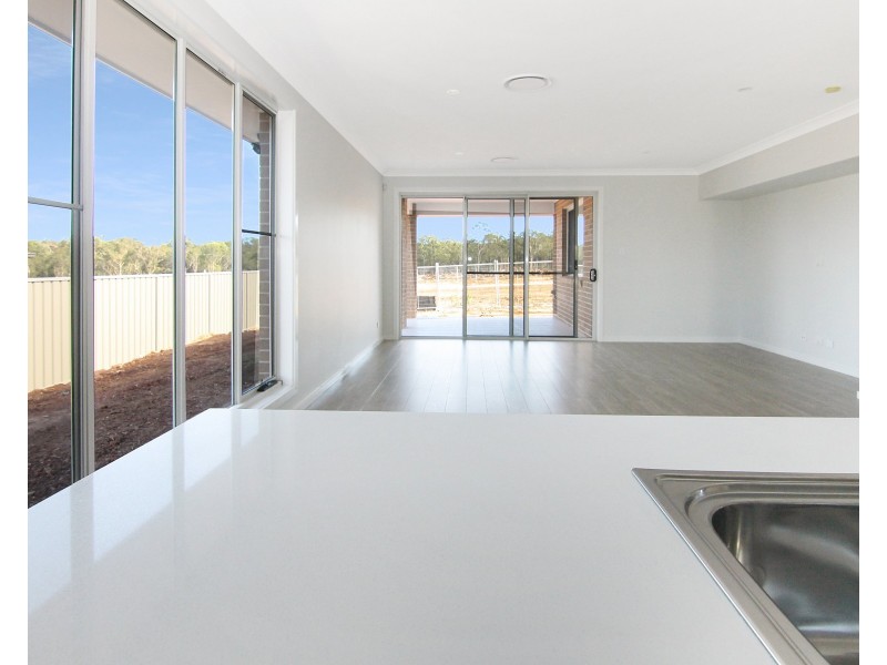 17 Lancaster Street, Thornton NSW 2322