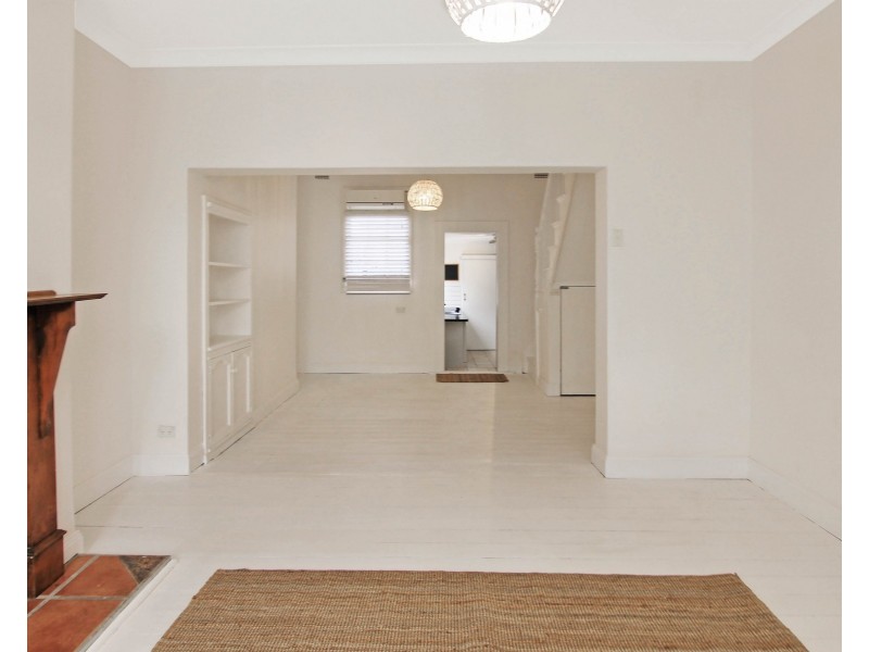 31 Gibson Street, Cooks Hill NSW 2300