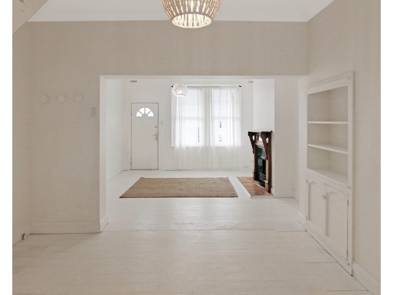 31 Gibson Street, Cooks Hill NSW 2300