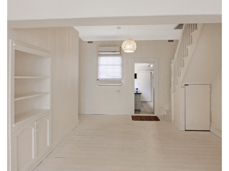 31 Gibson Street, Cooks Hill NSW 2300