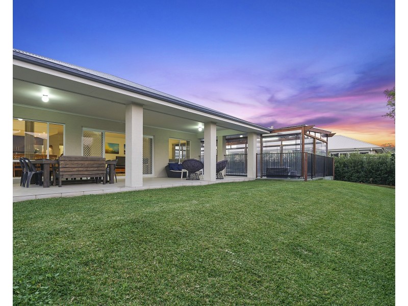 7 Stringybark Drive, Fern Bay NSW 2295