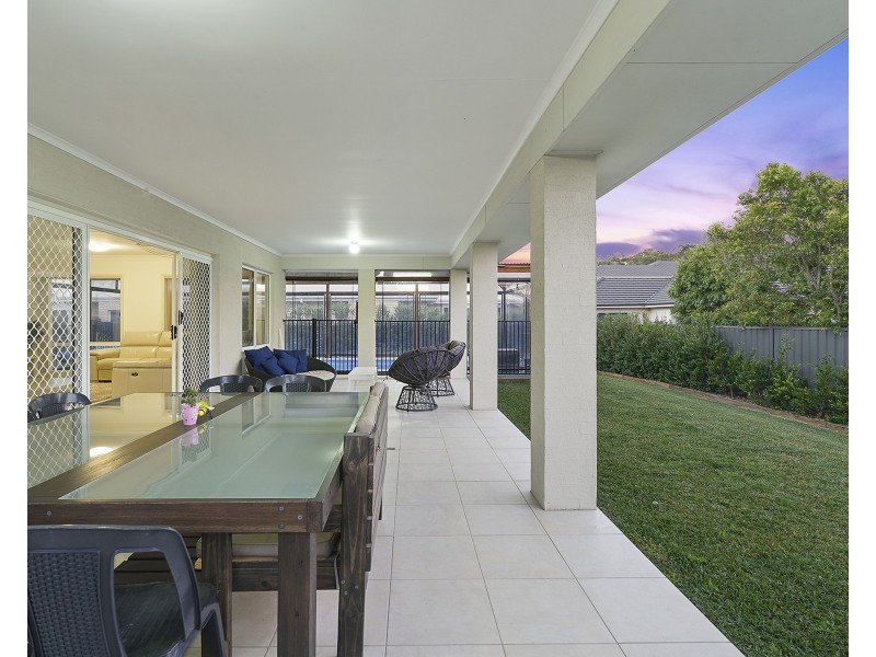 7 Stringybark Drive, Fern Bay NSW 2295