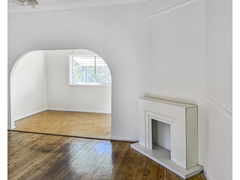 4 Queens Road, Tighes Hill NSW 2297