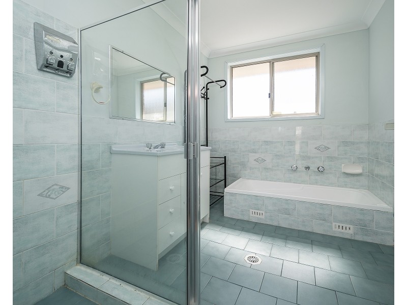 28 Boambee Close, Wallsend NSW 2287