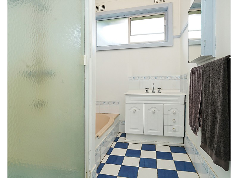 21 Hendrick Street, Cardiff NSW 2285