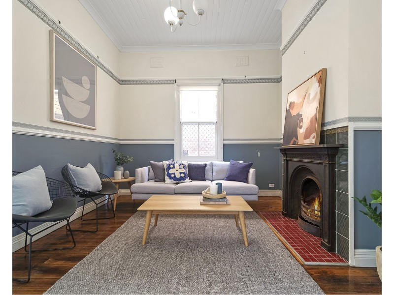 32 Denison Street, Hamilton East NSW 2303