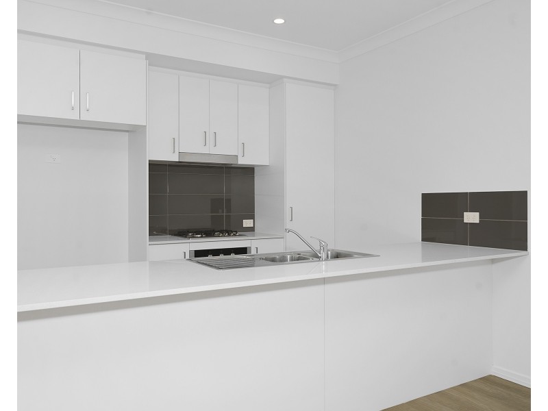 10 Kurrabung Drive, Fletcher NSW 2287