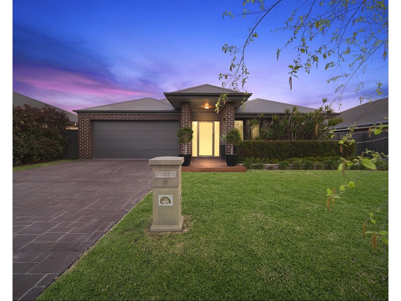 3 Tooroong Road, Fern Bay NSW 2295