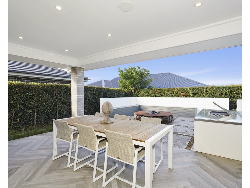 56 Seaside Boulevard, Fern Bay NSW 2295