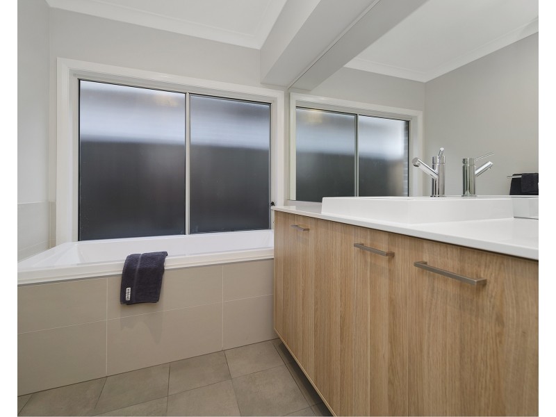 29 Sygna Street, Fern Bay NSW 2295