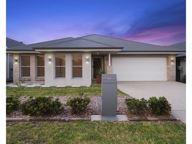 29 Sygna Street, Fern Bay NSW 2295