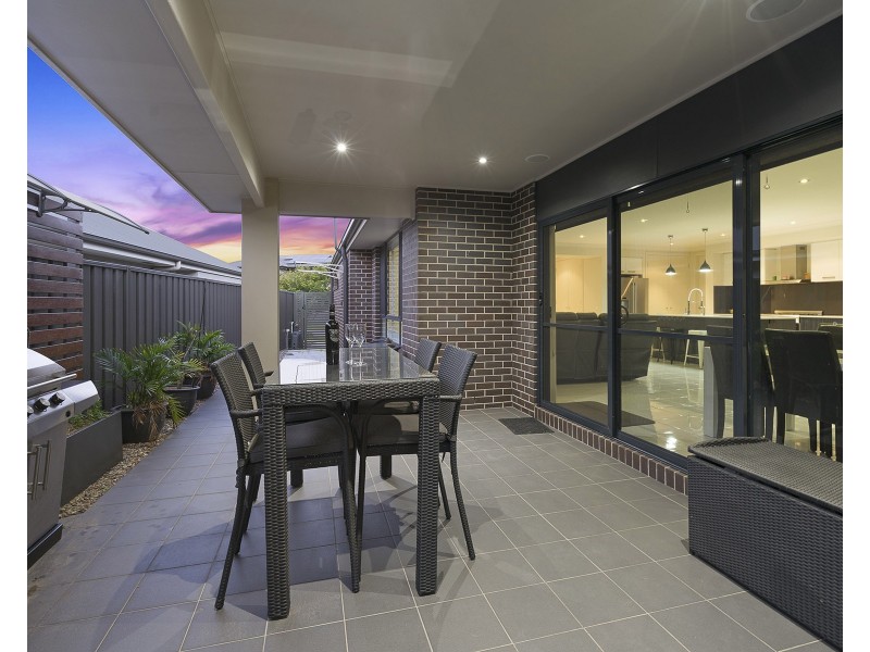 22 Oimara Street, Fern Bay NSW 2295